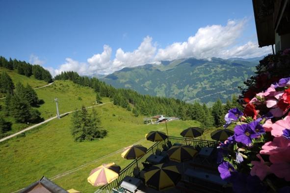 Berghotel Gerlosstein Хайнценберг Экстерьер фото